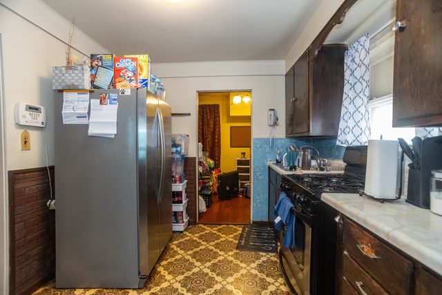 8351 S Cregier Avenue, Chicago, IL 60617