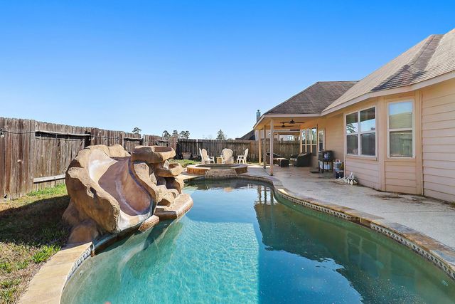 18810 Deer Trace Drive, Crosby, TX 77532