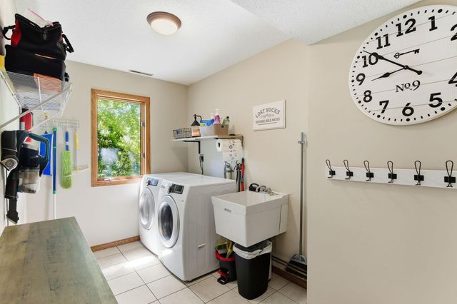15505 Bryant Avenue S, Burnsville, MN 55306