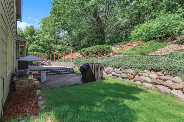 15505 Bryant Avenue S, Burnsville, MN 55306