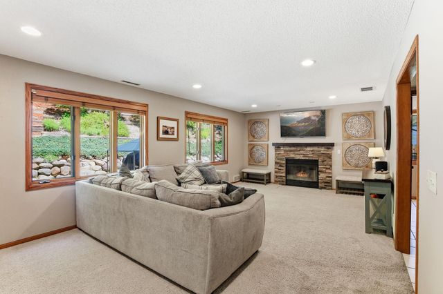 15505 Bryant Avenue S, Burnsville, MN 55306