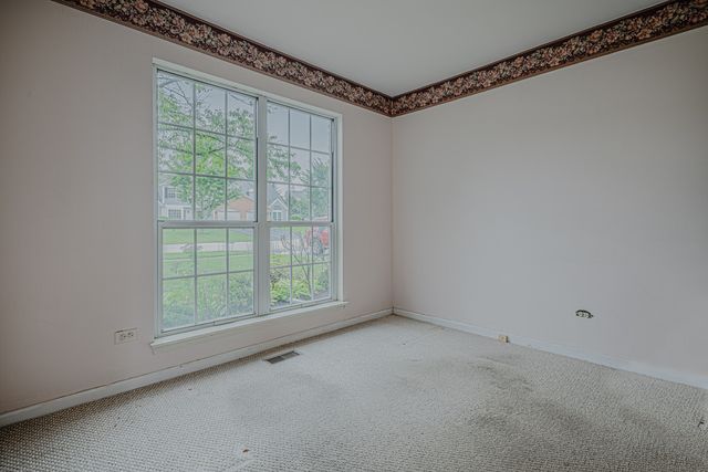 5907 Delaware Avenue, Gurnee, IL 60031