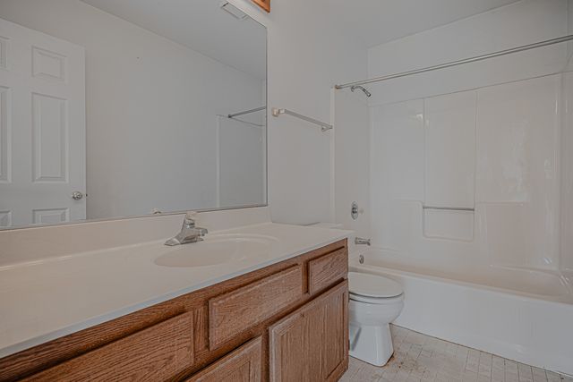 5907 Delaware Avenue, Gurnee, IL 60031