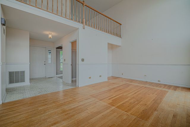 5907 Delaware Avenue, Gurnee, IL 60031
