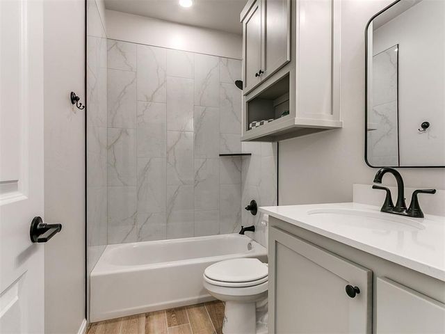 713 Summit Hollow Drive, Norman, OK 73071