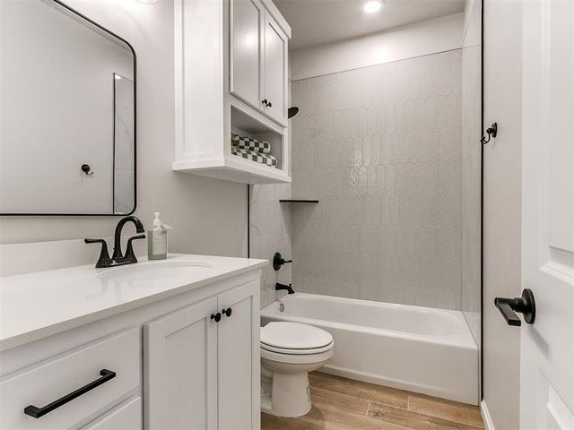 713 Summit Hollow Drive, Norman, OK 73071