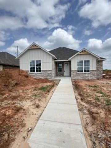 713 Summit Hollow Drive, Norman, OK 73071