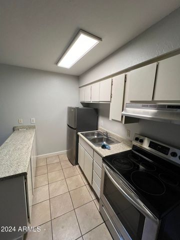 1945 W SWEETWATER Avenue 1004, Phoenix, AZ 85029