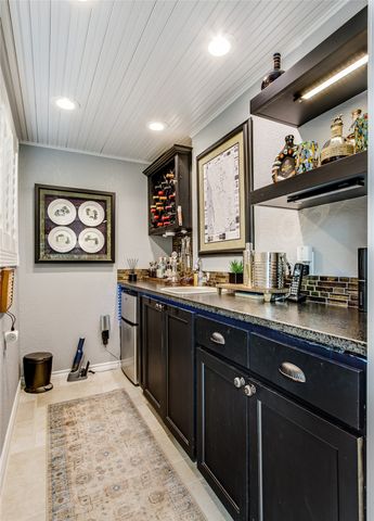 714 Highland Hills Lane, Highland Village, TX 75077