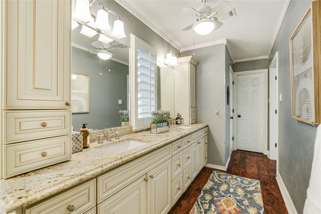 714 Highland Hills Lane, Highland Village, TX 75077