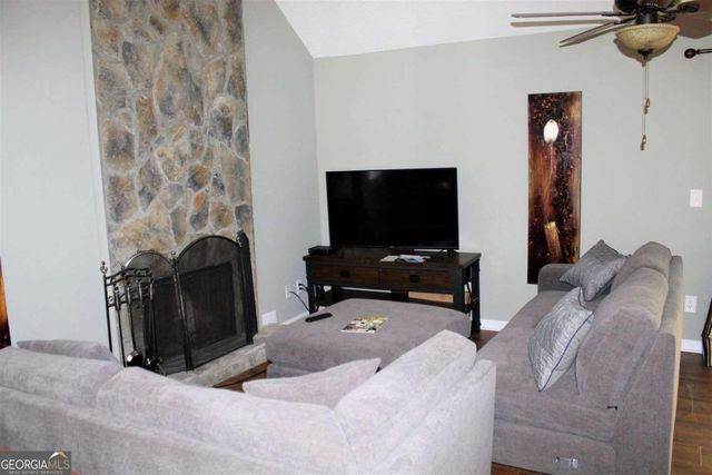 1068 Falling Water Drive, Smyrna, GA 30080