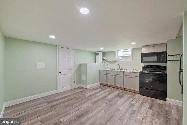 6811 5TH AVE, Baltimore, MD 21222