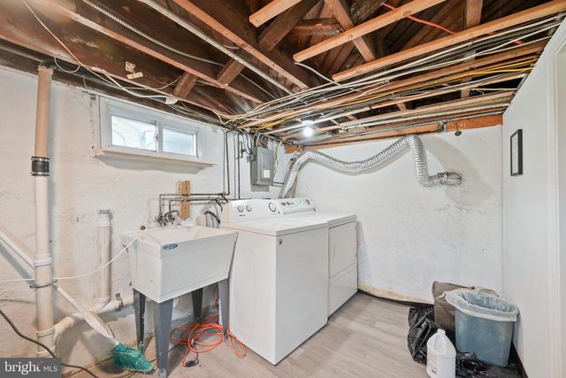6811 5TH AVE, Baltimore, MD 21222