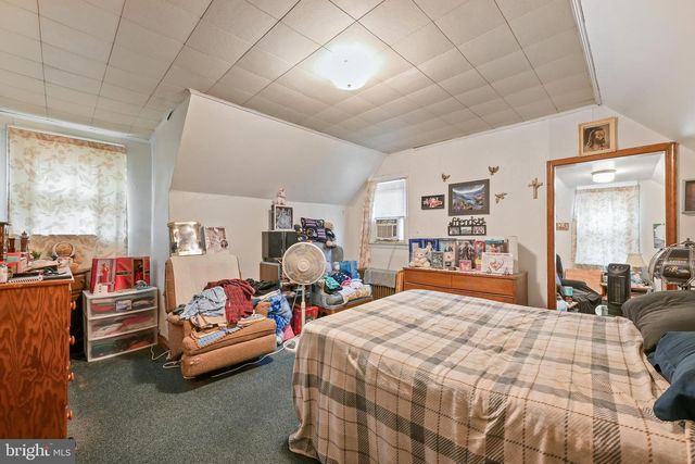 6811 5TH AVE, Baltimore, MD 21222