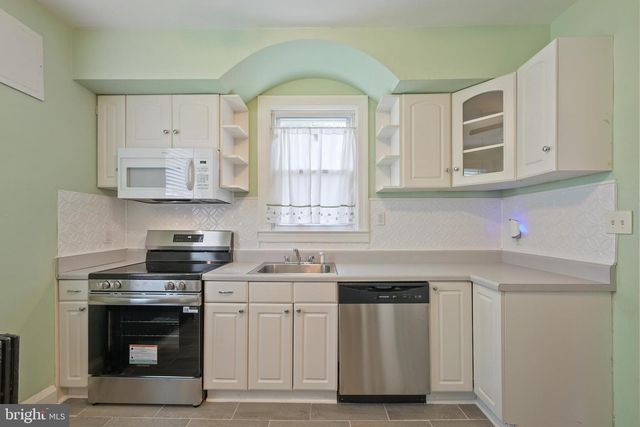 6811 5TH AVE, Baltimore, MD 21222
