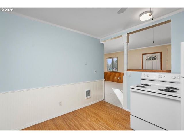 12406 Se FULLER Rd, Milwaukie, OR 97222