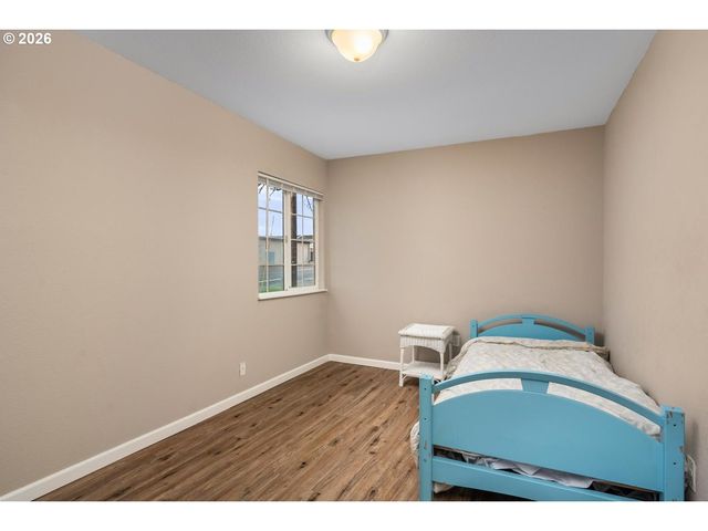 12406 Se FULLER Rd, Milwaukie, OR 97222