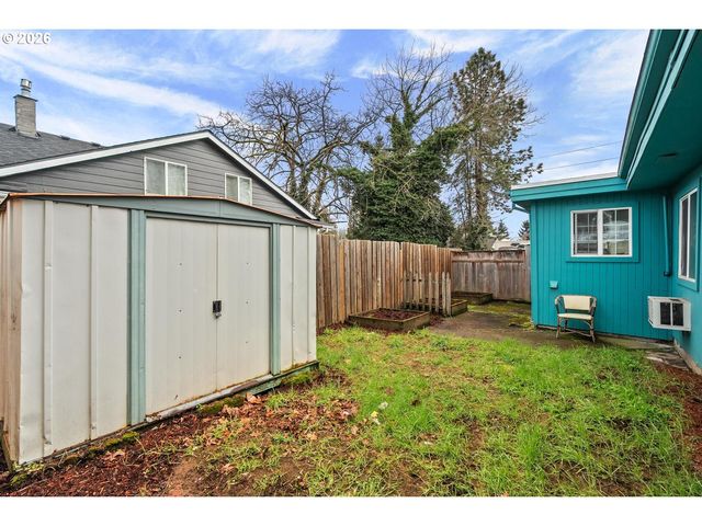 12406 Se FULLER Rd, Milwaukie, OR 97222