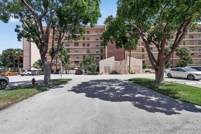 14527 BONAIRE Boulevard 103, Delray Beach, FL 33446