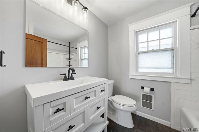 260 Warren Avenue, Tonawanda, NY 14217