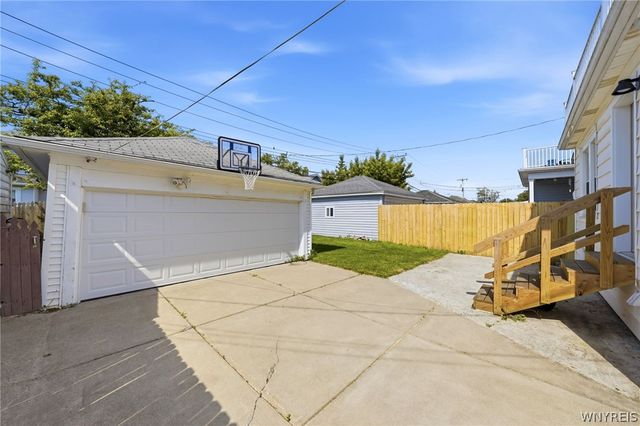 260 Warren Avenue, Tonawanda, NY 14217