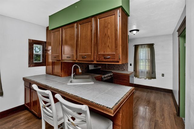 311 SE 2nd Street, Melcher Dallas, IA 50163