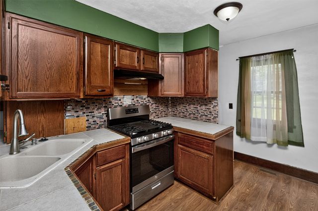 311 SE 2nd Street, Melcher Dallas, IA 50163