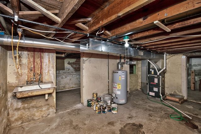 311 SE 2nd Street, Melcher Dallas, IA 50163