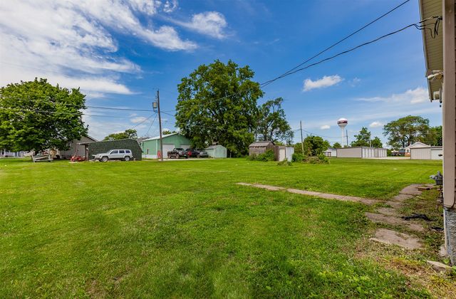 311 SE 2nd Street, Melcher Dallas, IA 50163