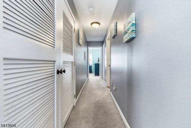 1 Brookview Ln, Hardyston Twp., NJ 07419