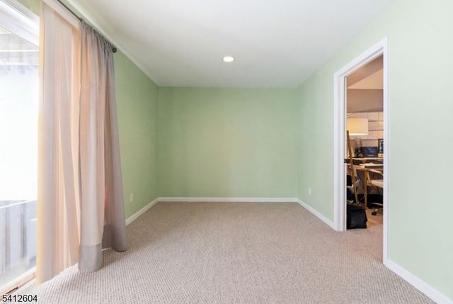 1 Brookview Ln, Hardyston Twp., NJ 07419