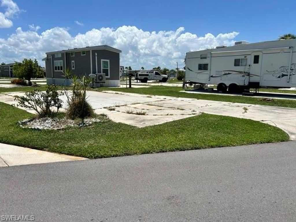 19681 Summerlin Rd D-57, FORT MYERS, FL 33908 — photo 4