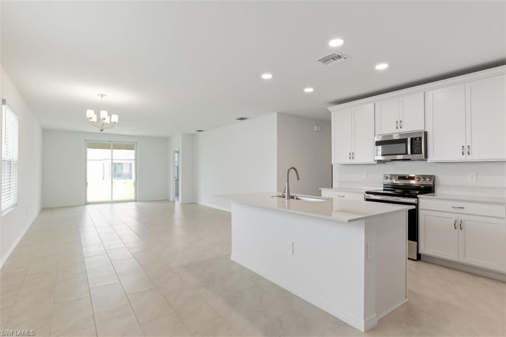 271 Lakeside Breeze WAY, LEHIGH ACRES, FL 33936 — photo 5