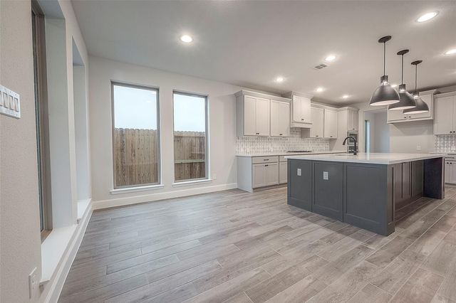 5139 Albany Shores Lane, Fulshear, TX 77441