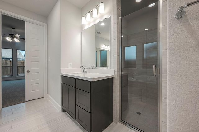 5139 Albany Shores Lane, Fulshear, TX 77441