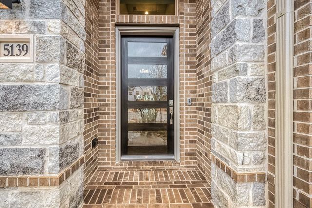 5139 Albany Shores Lane, Fulshear, TX 77441