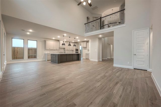 5139 Albany Shores Lane, Fulshear, TX 77441