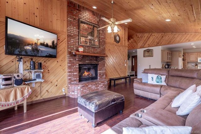 43847 Wolf Road, Big Bear, CA 92315