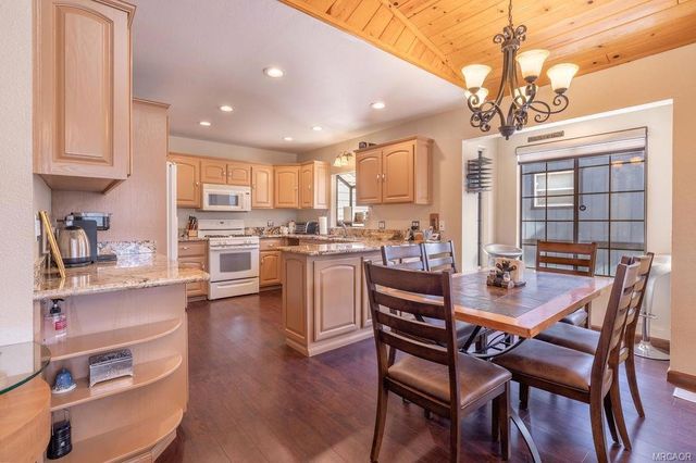 43847 Wolf Road, Big Bear, CA 92315