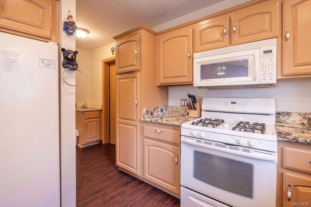 43847 Wolf Road, Big Bear, CA 92315