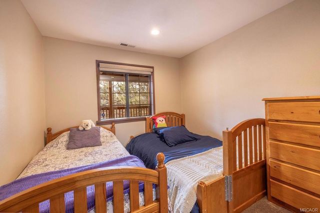 43847 Wolf Road, Big Bear, CA 92315