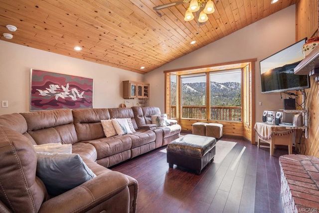 43847 Wolf Road, Big Bear, CA 92315