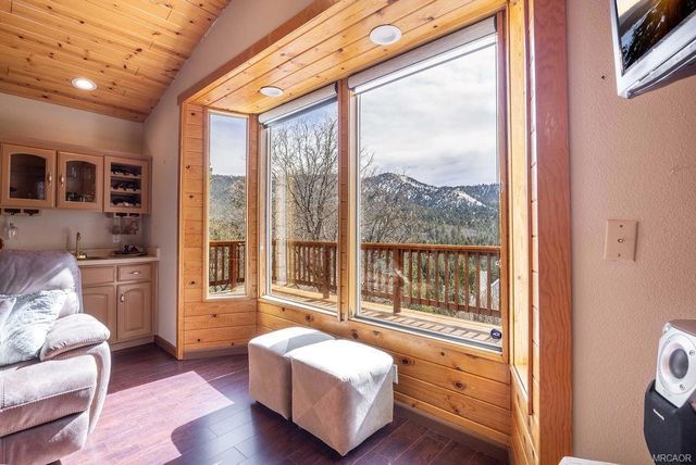 43847 Wolf Road, Big Bear, CA 92315