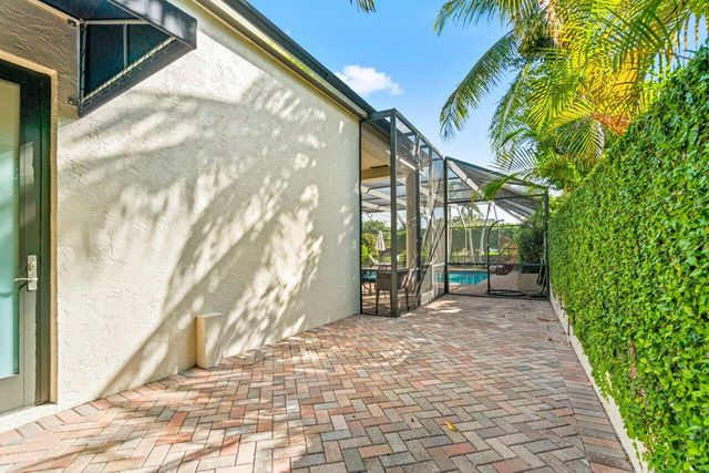 14170 Calypso Lane, Wellington, FL 33414