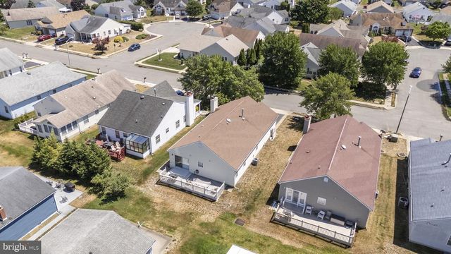 34 WINTERTON DR, Toms River, NJ 08757