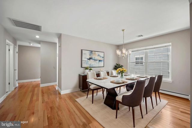 34 WINTERTON DR, Toms River, NJ 08757