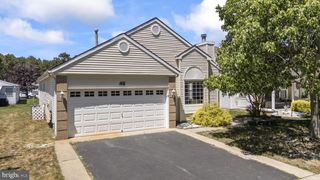 34 WINTERTON DR, Toms River, NJ 08757