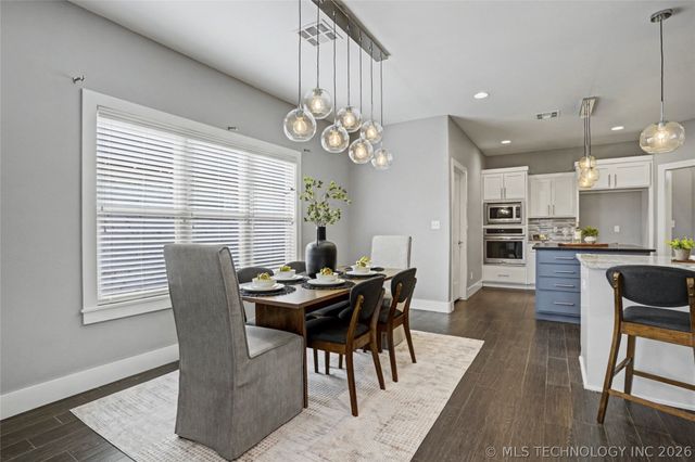 11427 S Ash Street, Jenks, OK 74037