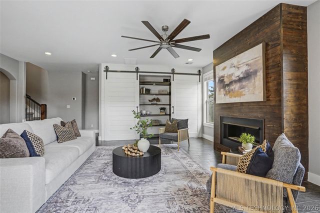 11427 S Ash Street, Jenks, OK 74037