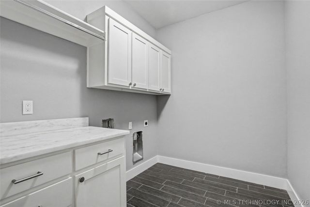 11427 S Ash Street, Jenks, OK 74037